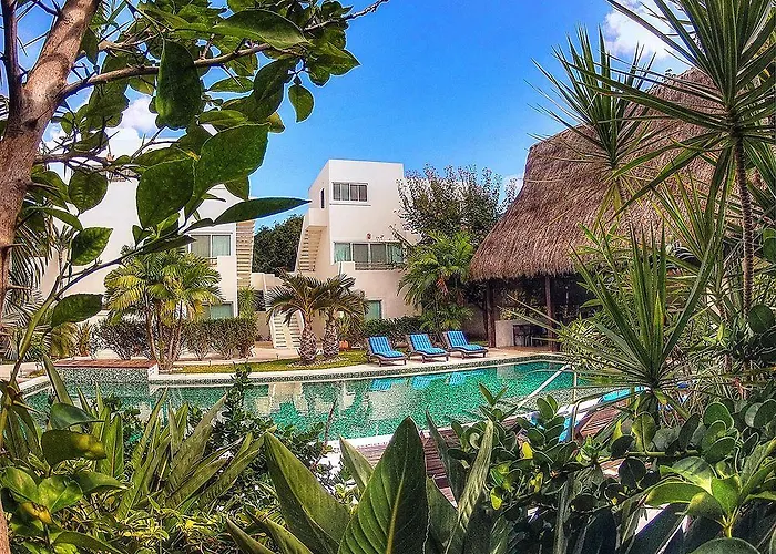 H2o Hotel 3*