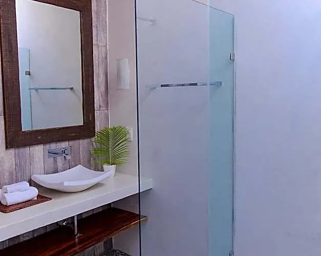H2o Hotel 3*